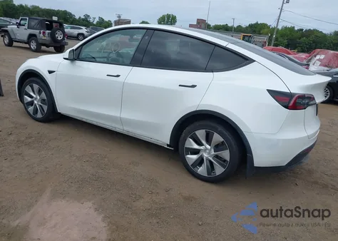 2022 Tesla Model Y Long Range Dual Motor All-Wheel Drive from USA, damaged, VIN 7SAYGAEE3NF517569